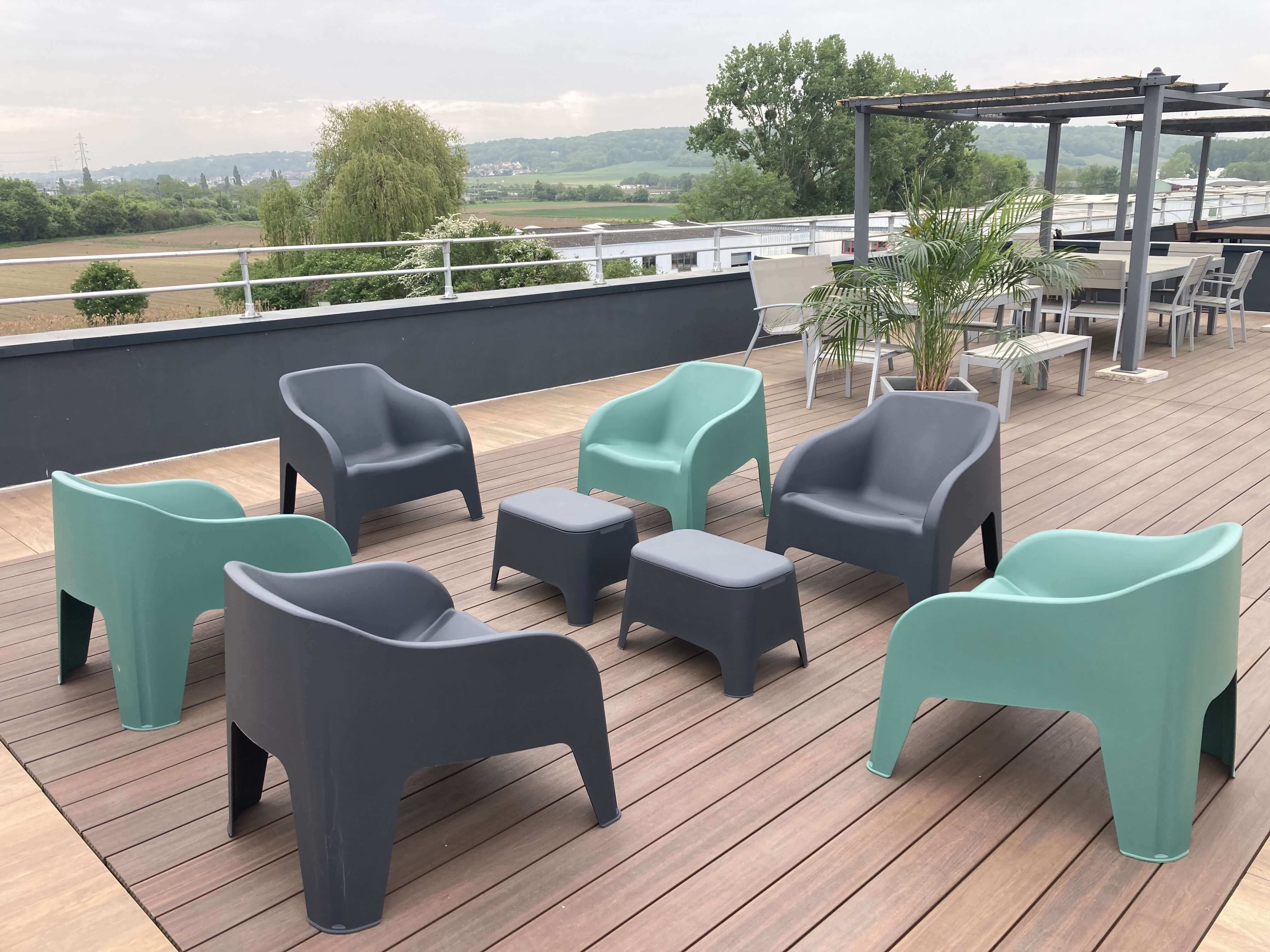 Terrasse rooftop sur des bureaux